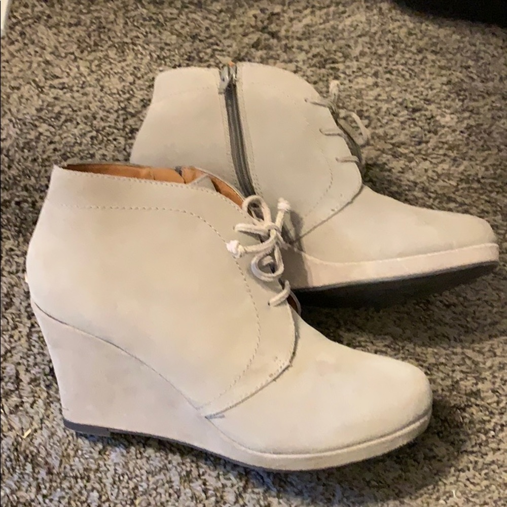 SOLD : DV Dolce Vita ankle boots